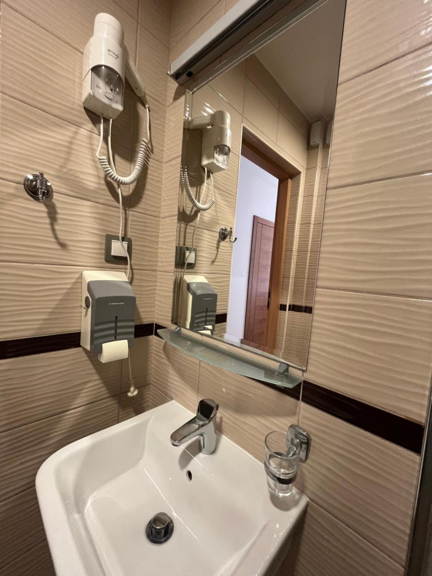 Hotel Divan Sarajevo Bagian luar foto